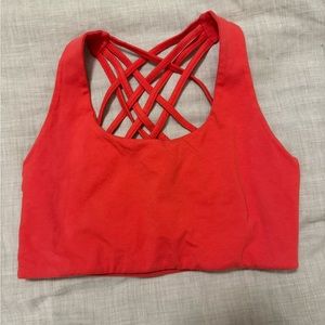 Medium criss-cross sports bra (unlined)